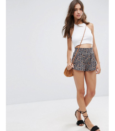 Sheered Jersey Shorts in Ditsy Floral (Demo Categories)